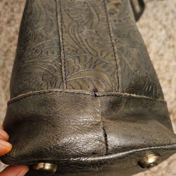 STS Ranch embossed paisley shoulder bag - Picture 4 of 14